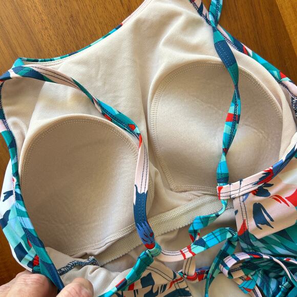 Kona Sol Women’s Size M Swimsuit One Piece Tropical Print - Picture 4 of 9